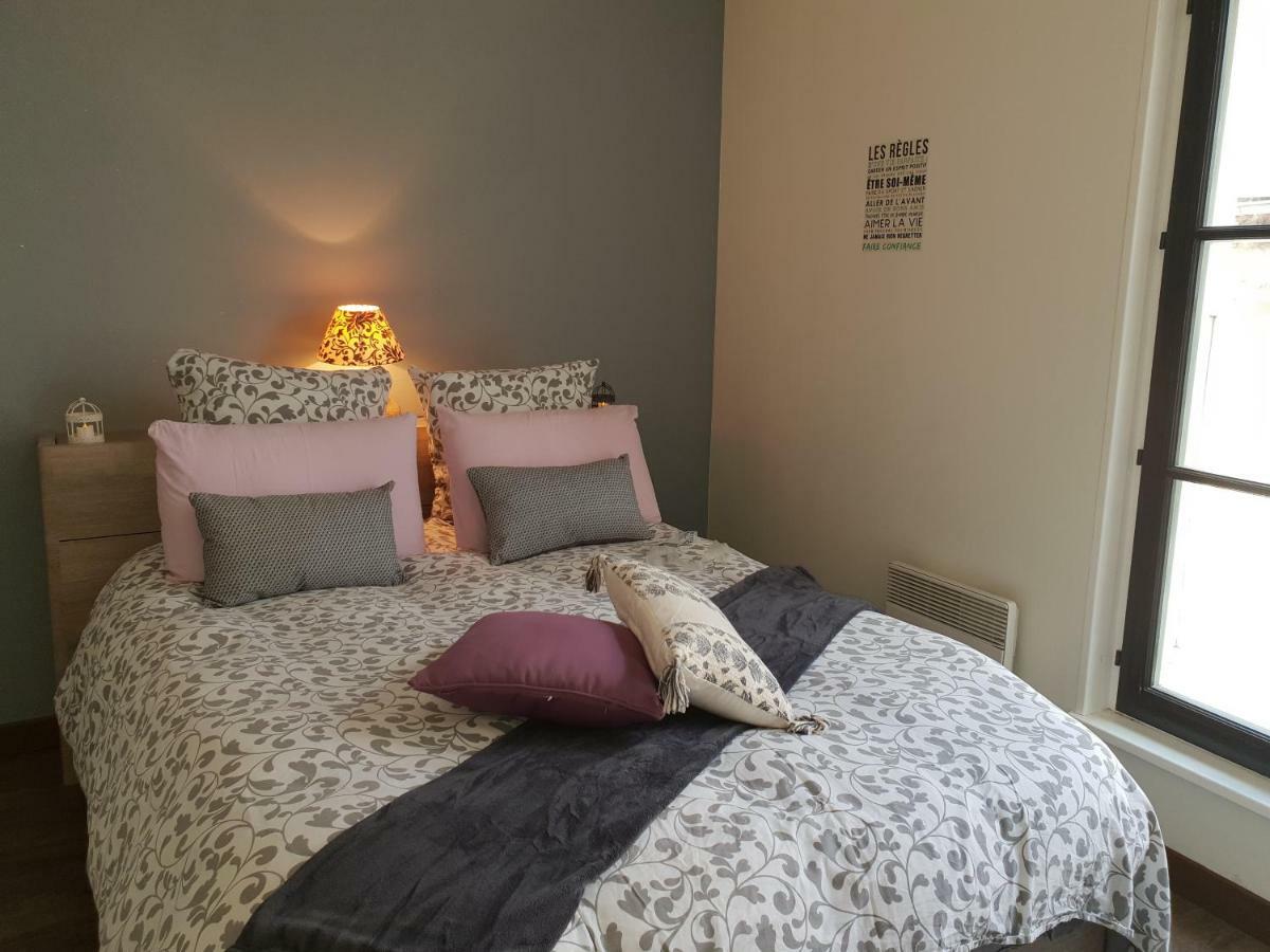 Ty Clement Apartment *